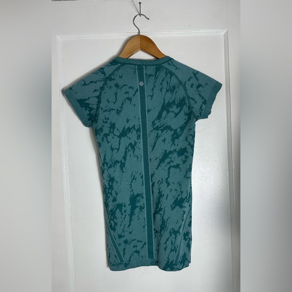 Lululemon Swiftly Tech Short Sleeve Heathered Forage Teal - Size 4 - Picture 7 of 11